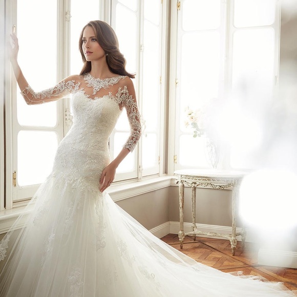 Sophia Tolli Long Sleeve White Lace Wedding Dress - Picture 1 of 7